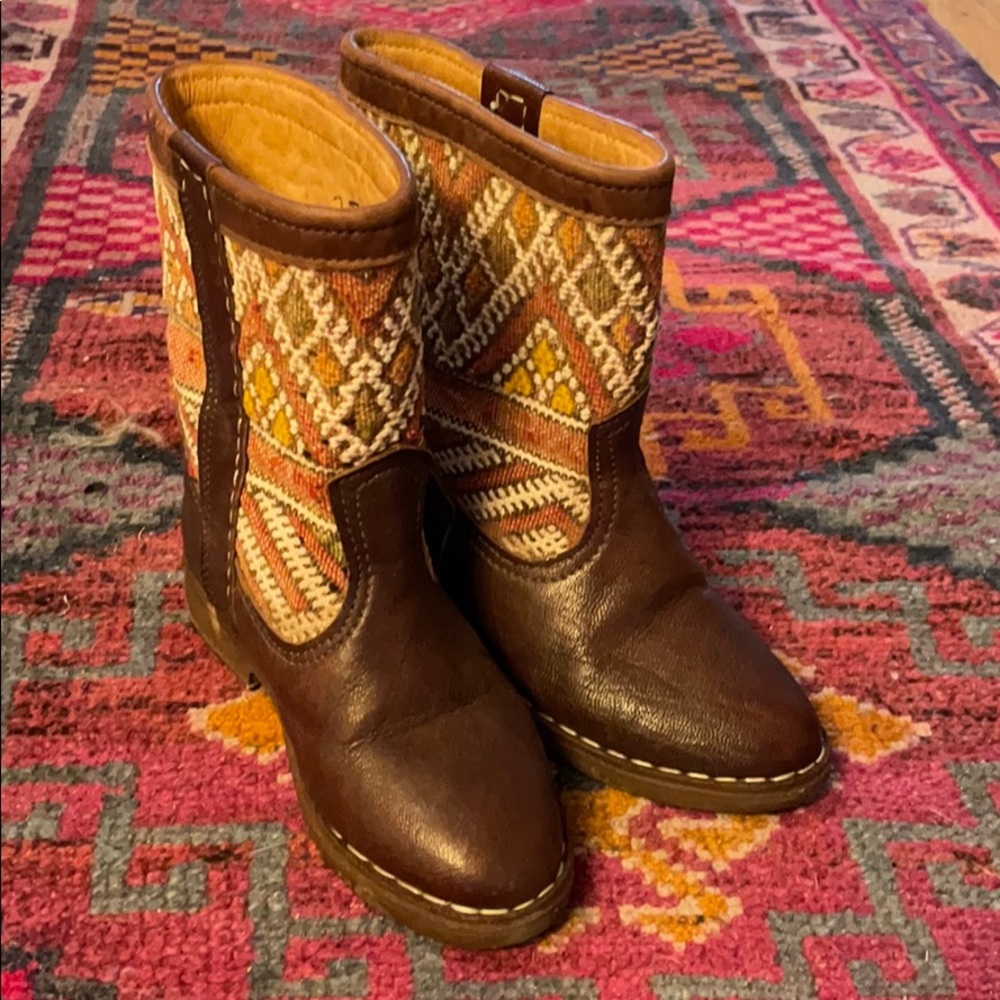 Awesome vintage boots